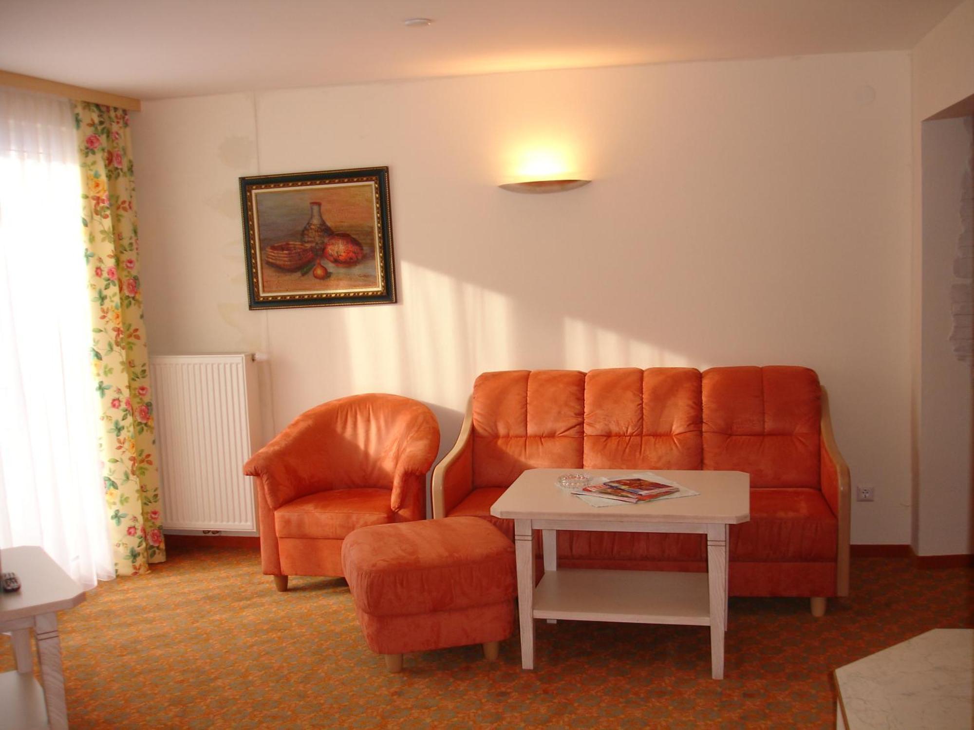 Smileys Kinderhotel Trebesing Esterno foto