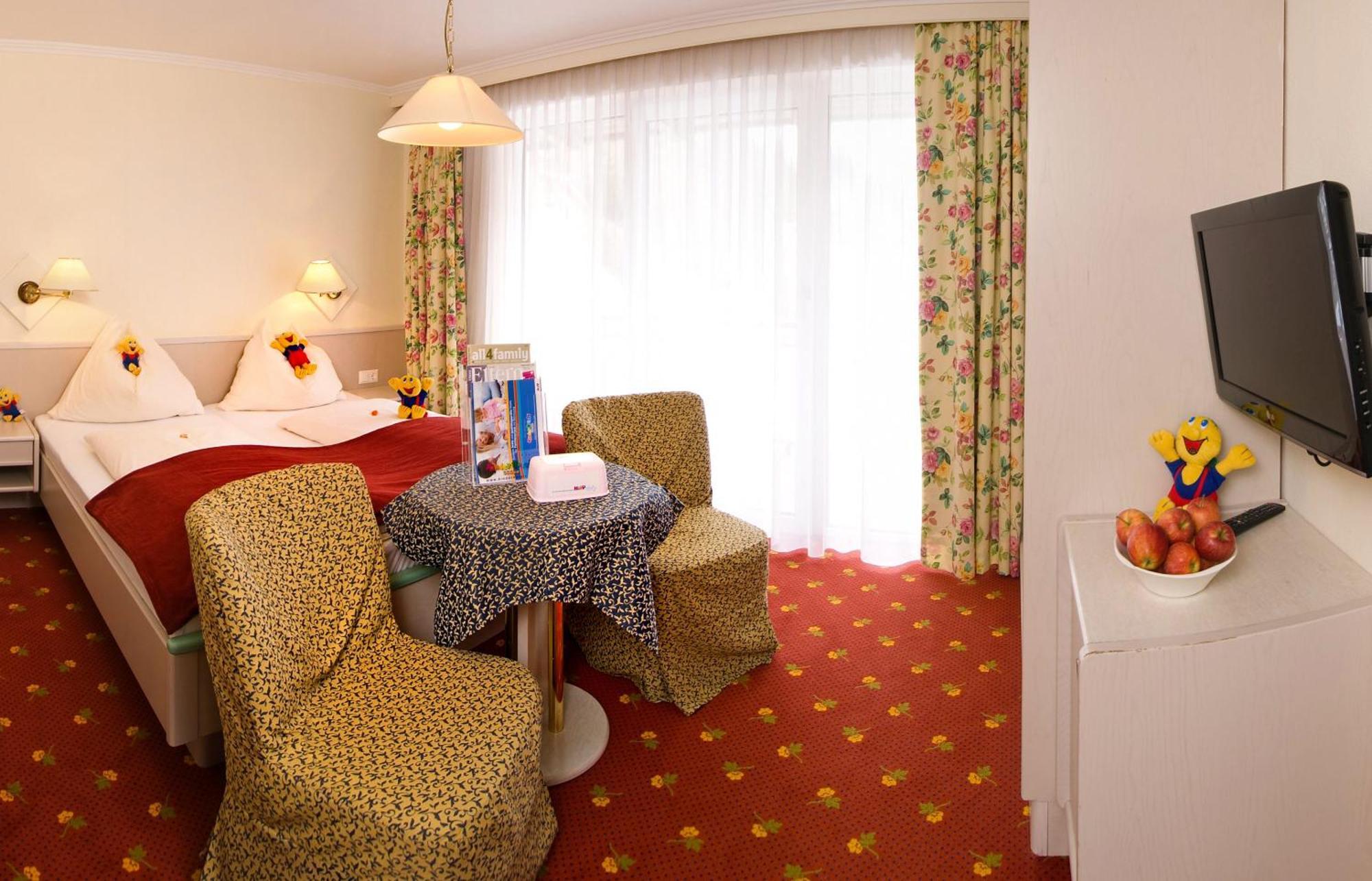 Smileys Kinderhotel Trebesing Esterno foto